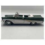 1958 Ford Fairlane 500 Closed Convertible 1:32