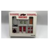 1:18 gmp Garage Accessories Kit NIB