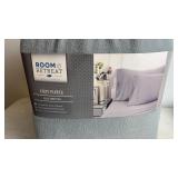 NIP Room & Retreat Fleece Full Sheet Set