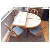 Vintage Kitchen Tile To Table with leaf & 4 Chairs