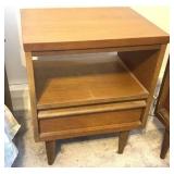 Mid Century Bassett Night Stand 18x14x23"