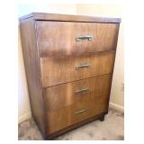 Mid Century Chest of Drawers 30x18x42"