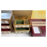 Jewelry Boxes - 1 is Music Box x