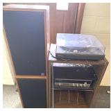 Sherwood receiver & Sanyo Phono w/Speakers