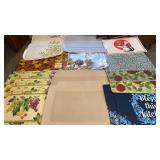 Vintage Sets & Mixed Placemats