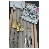 Collection of 6 pair pierced earrings
