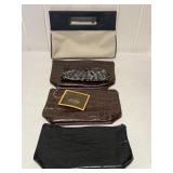 Estee Lauder Makeup Bags & Clutch