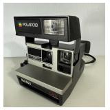 Polaroid Sun 600 Vintage Camera