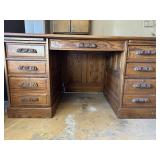 Oak Wood Executive Desk