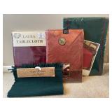 Red & Green Tablecloths & Runners - New