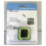 New Vuescape Digital Photo Frame Keychain