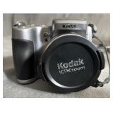 Kodak EasyShare Z740 5MP Digital Camera