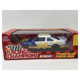 Racing Champions #96 Auto Value 1:24 Die-Cast Car