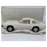 AMT ERTL Chevrolet Monza 2+2  White