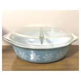 Pyrex Snowflake Casserole Dish With Lid