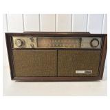 Vintage GE AM/FM Radio for Repair