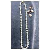 Pearl  necklace & clip on earring set. 14"