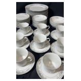 Fine Porcelain China Diane Japan 8 Place Set