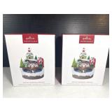 Hallmark (2) Santa's Seaside Carnival Ornaments