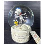 Hallmark Snoopy Make Space Friends Water Globe