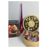 Avon Santa candle holder, plastic vintage pink