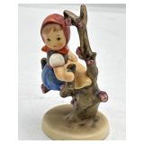 Hummel Girl in Apple Tree Figurine #141 4"