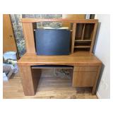 Oak Computer Desk With Hutch