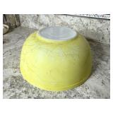 Vintage Pyrex Yellow #404 Large Mix Bowl 4 QT
