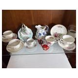 Vintage Teacups & Creamer Lot