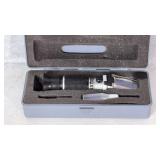 Portable Refractometer w Tools