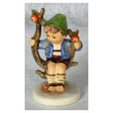 Goebel Hummel Figurine #142 3/0 4"