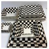 Porlien Checker Pattern Dinnerware 16pc