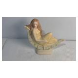 Goebel 'Awakening' Porcelain Figure 7.5 x 8'