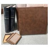 Photo Albums & Frames