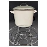 30 Qt Enamel Stock Pot w/Canning Rack