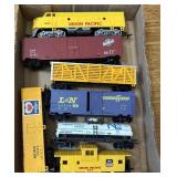 HO Scale Train Locomotive Cars Caboose