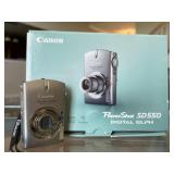Canon PowerShot SD550 Digital Camera