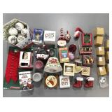 Christmas Ornaments & Decor Collection