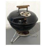 Weber Tabletop Camp Charcoal Grill
