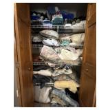 Linens, Bedding & Towels Closet Lot