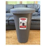 Rubbermaid Waste Bin 13 Gallon Gray Used