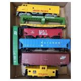 HO Scale Train Locomotive Cars Caboose