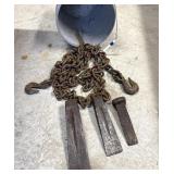 Logging Chain & Splitting Wedges In Bucket
