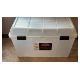 Iris Tote Box 34.5 Gal 30 7/8x18 1/4x18 3/4"