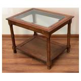 Wooden Side Table w Glass Top 27x21x21'