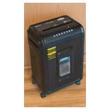 Amazon Basics Paper Shredder 13x9x20"