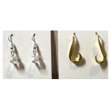 Pair of dangle earrings for pierced earrings