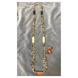 Beaded/wood necklace w/ clip on earrings. 35'