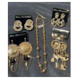Gold tone pierced earrings & 14' necklace