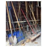 Lawn & Garden Hand Tools Assortment
